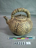 藏品(籃形茶壺)的圖片